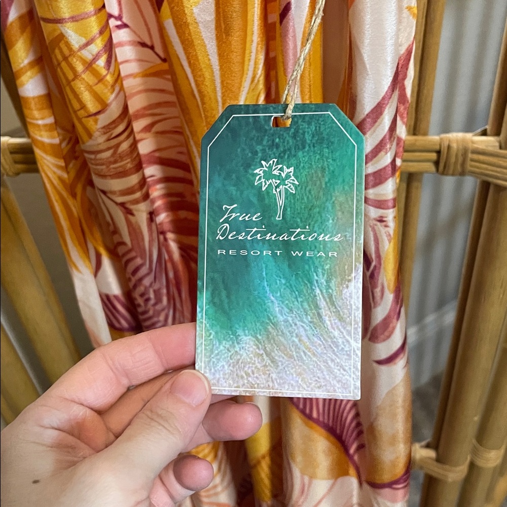 True Destinations Tropical Print Maxi Dress - Picture 4 of 6